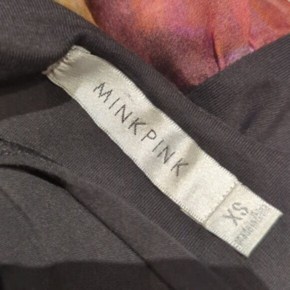 Minkpink multicoloured abstract print sleeveless bodycon mini dress - Picture 5 of 6